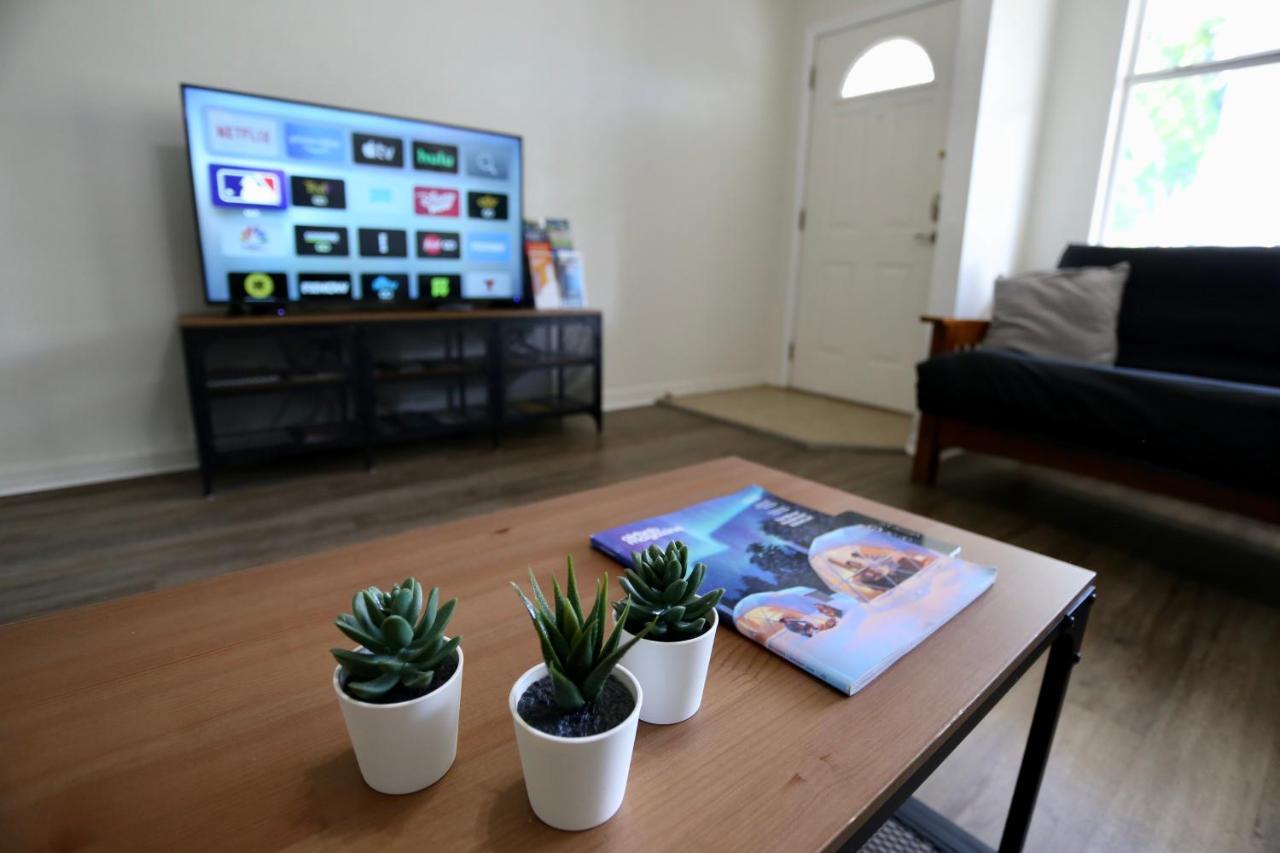 Oaks Modern & Comfy Condo In The Perfect Location ゲインズビル エクステリア 写真