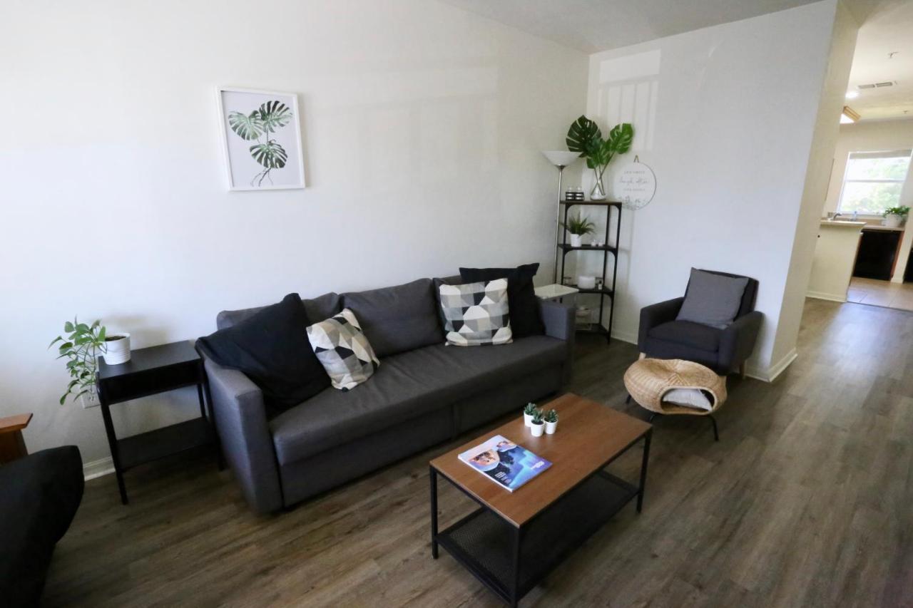Oaks Modern & Comfy Condo In The Perfect Location ゲインズビル エクステリア 写真
