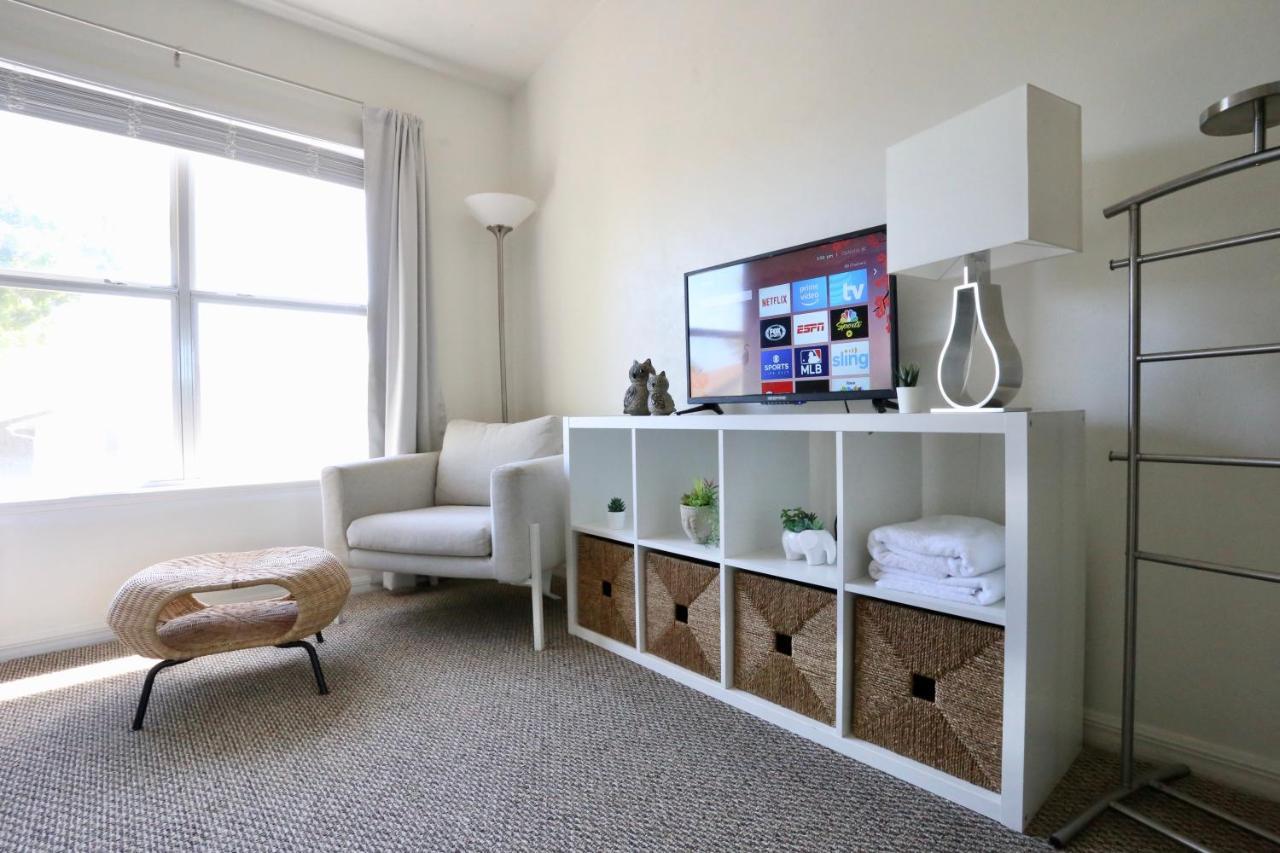 Oaks Modern & Comfy Condo In The Perfect Location ゲインズビル エクステリア 写真