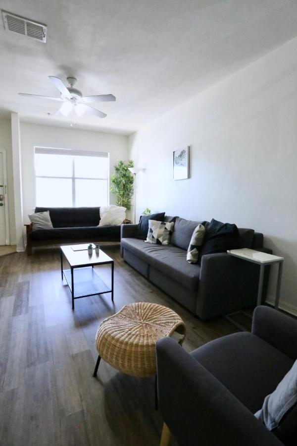 Oaks Modern & Comfy Condo In The Perfect Location ゲインズビル エクステリア 写真
